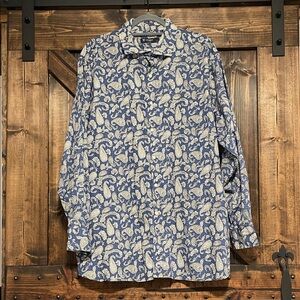 Daniel Cremieux Blue and White Paisley Shirt